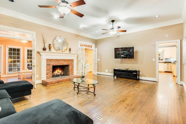 Building Photo - 2531 Old Salem Cir SE