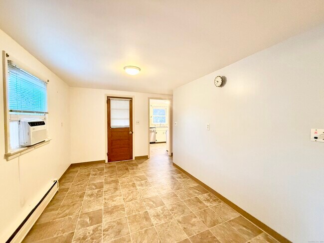 Building Photo - 213 Georgetown Rd