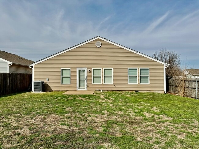 Building Photo - 1608 NW 145th St