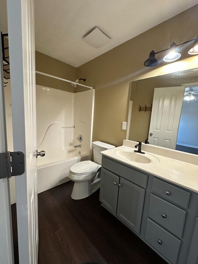 Building Photo - 1171 Catawba Way