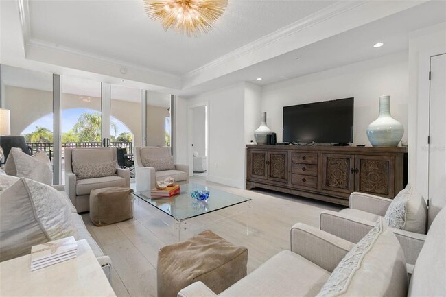 Building Photo - 102 Yacht Harbor Dr
