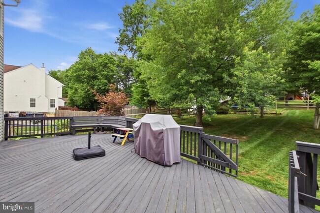 Building Photo - 14997 Grassy Knoll Ct