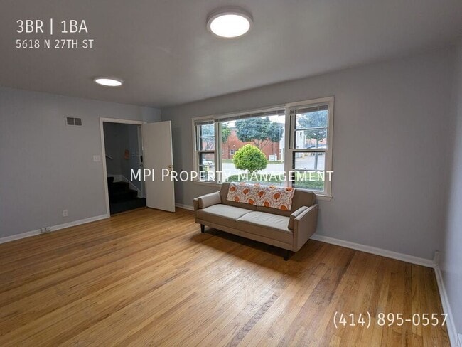 Building Photo - 5618 N 27th St