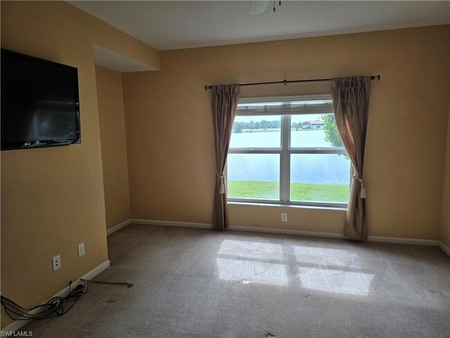 Building Photo - 25069 Peacock Ln