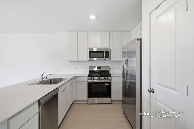 Building Photo - 10814 Red Orchid Dr