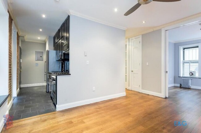 Building Photo - 4 bedroom in New York NY 10029