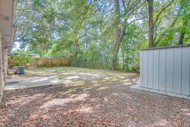 Building Photo - Updated Southwest Pensacola 3BR Home Near NAS Pensacola with Garage & Fenced Backyard