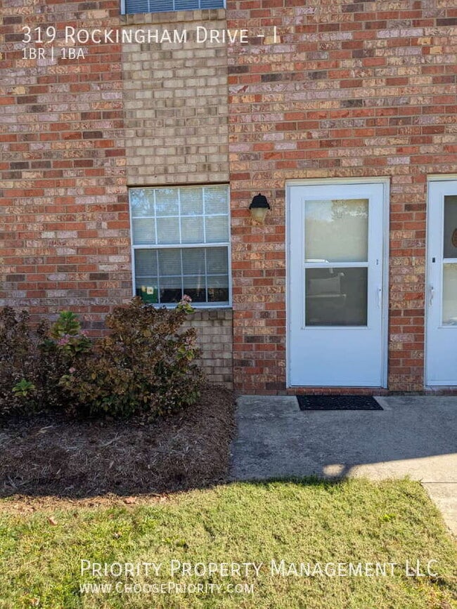Primary Photo - 319 Rockingham Dr