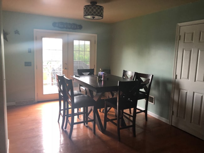 Building Photo - 211 Swatara Cir