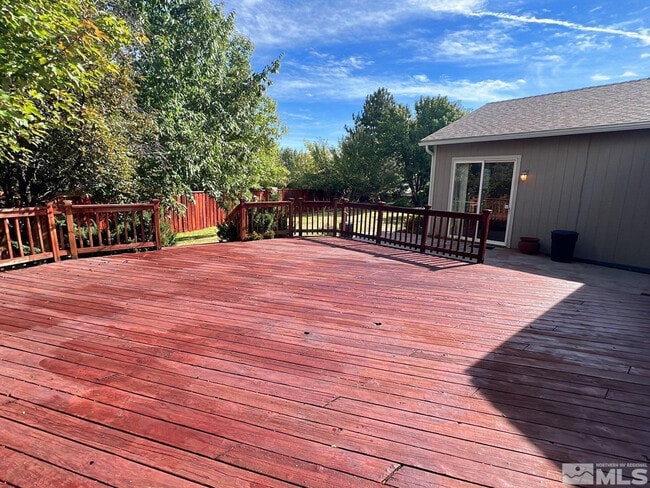 Building Photo - 3340 Sansol Ct