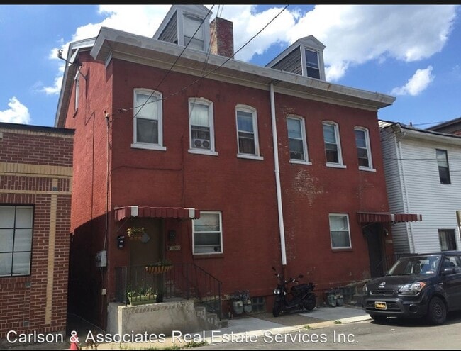 Primary Photo - 1 br, 1 bath House - 338 Pearl st