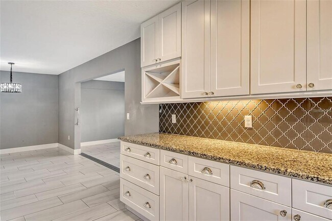 Building Photo - 2332 Canalbluff Pl