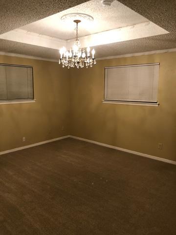 Building Photo - 1011 Greenway Dr