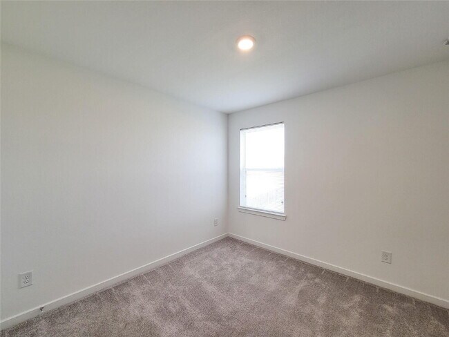 Building Photo - "Charming 4-Bed Retreat on Primrose Myrtle Ln, Cypress - Spacious Living with 2.5 Baths!"