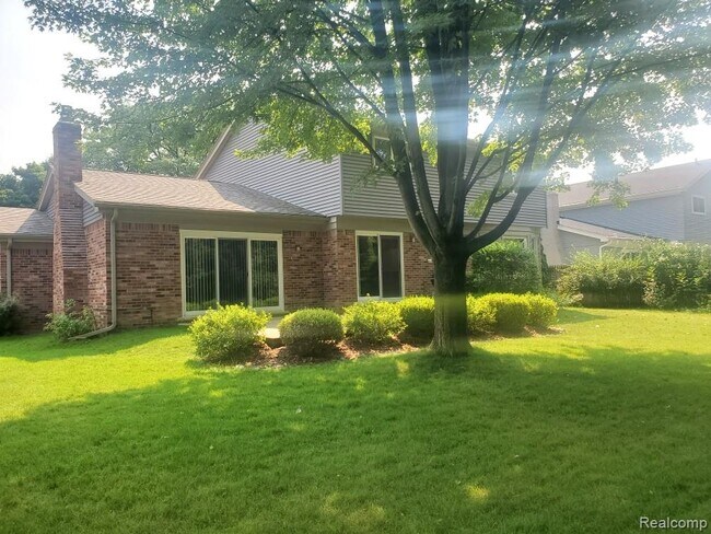 Building Photo - 5057 Prentis Dr