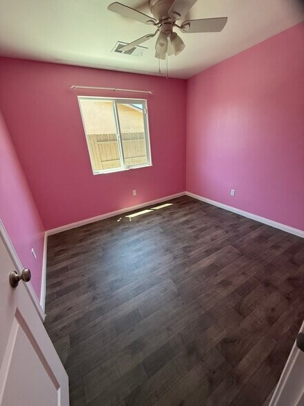 Building Photo - 1037 Honeybell Ct