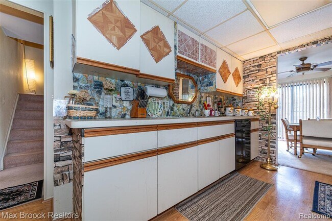 Building Photo - 862 Yorktown Ct