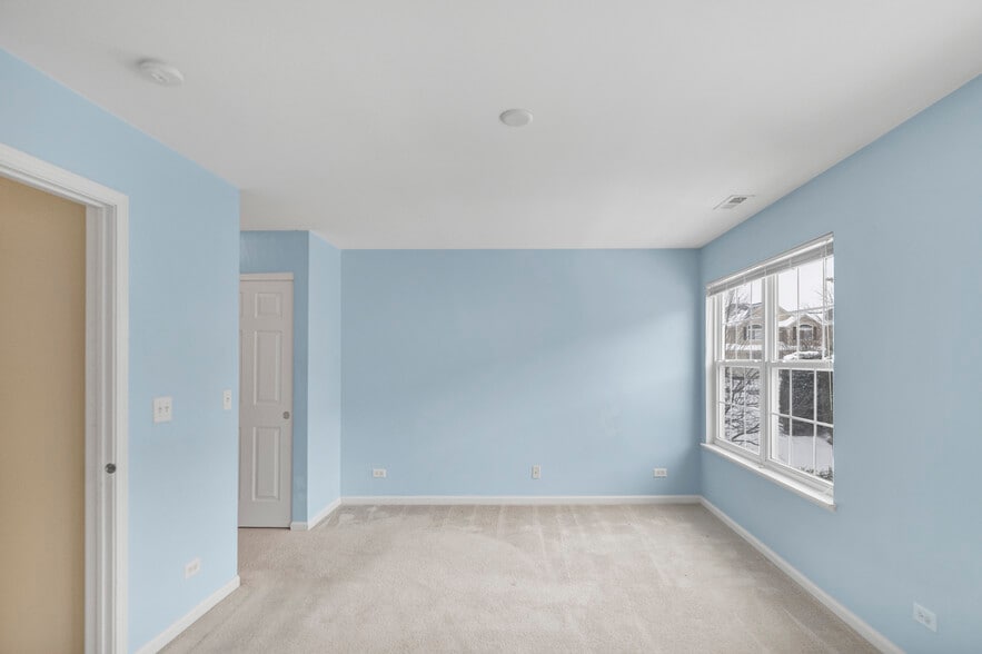 Building Photo - 573 Telluride Dr