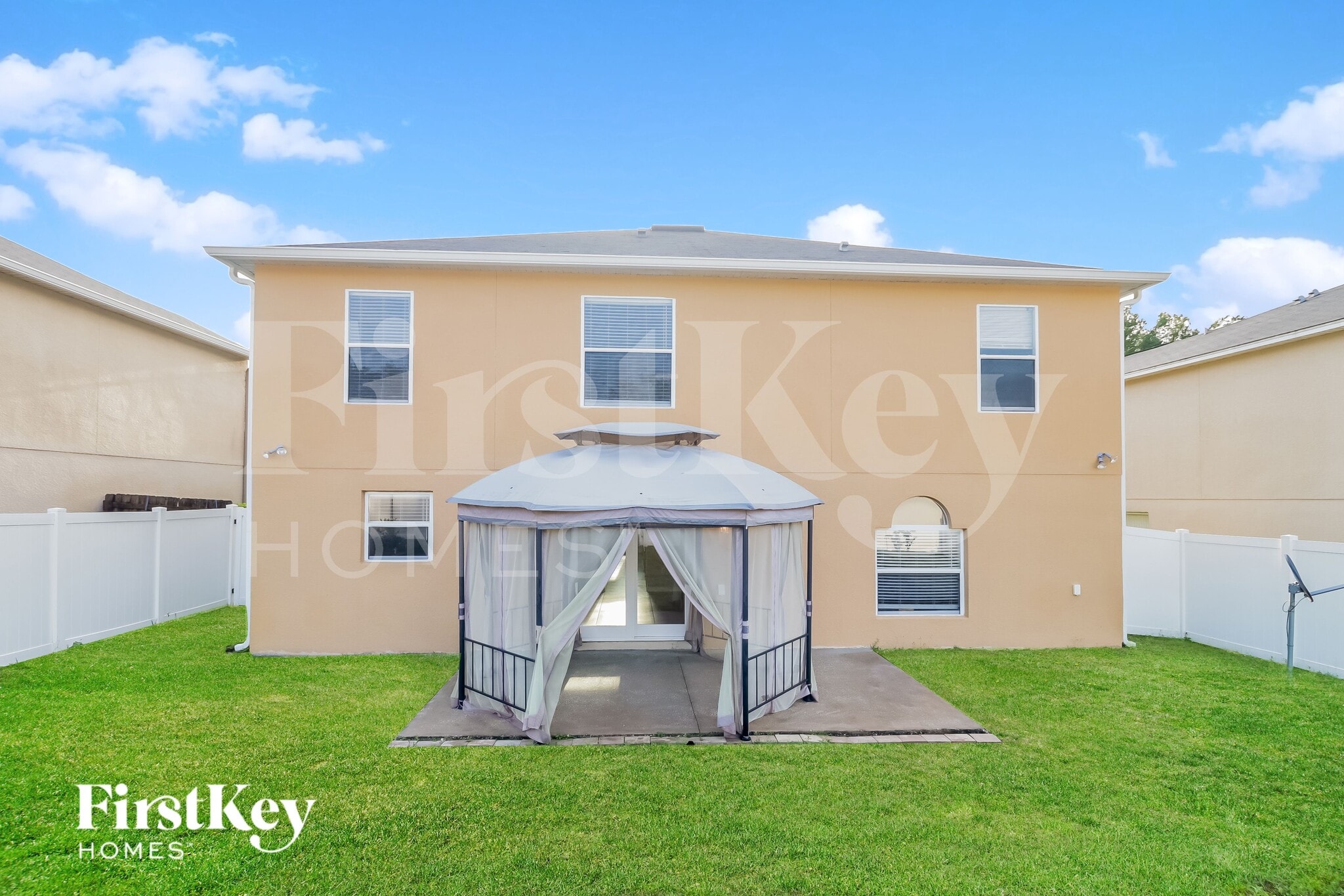 Building Photo - 2130 Aitkin Loop