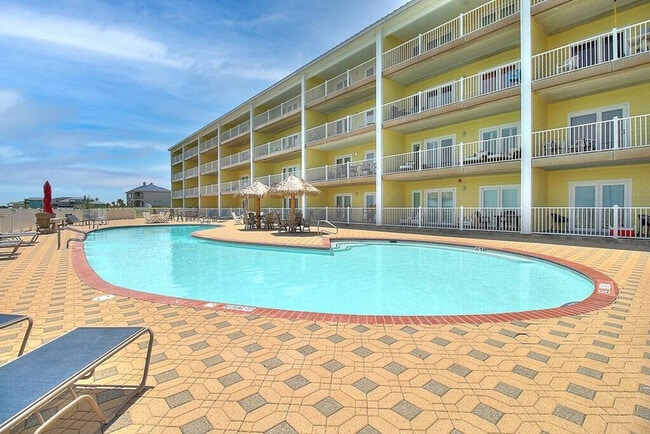 Building Photo - 28 Cut Off Rd