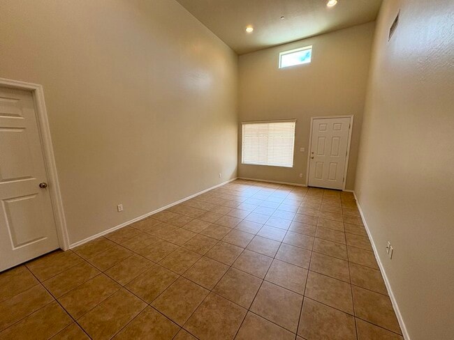 Building Photo - 8940 W Olive Ave