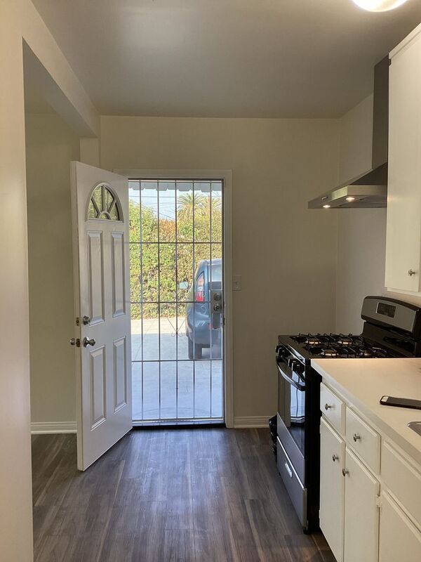 Building Photo - 10450 Ceres Ave