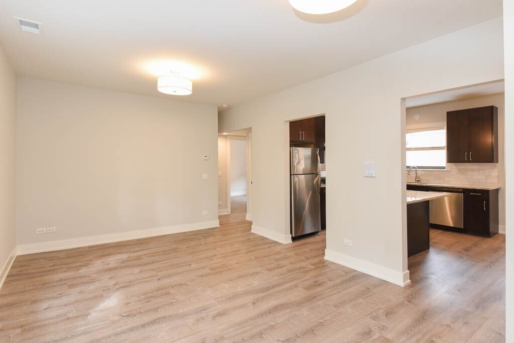 Building Photo - 1150 Maple Ave