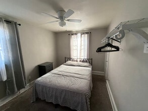 Building Photo - 128 E Madison Ave