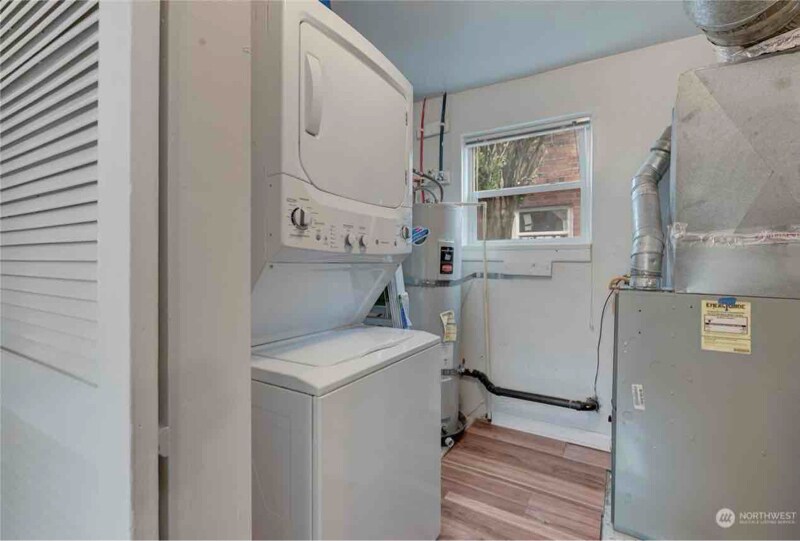 Building Photo - 8147 9th Ave SW