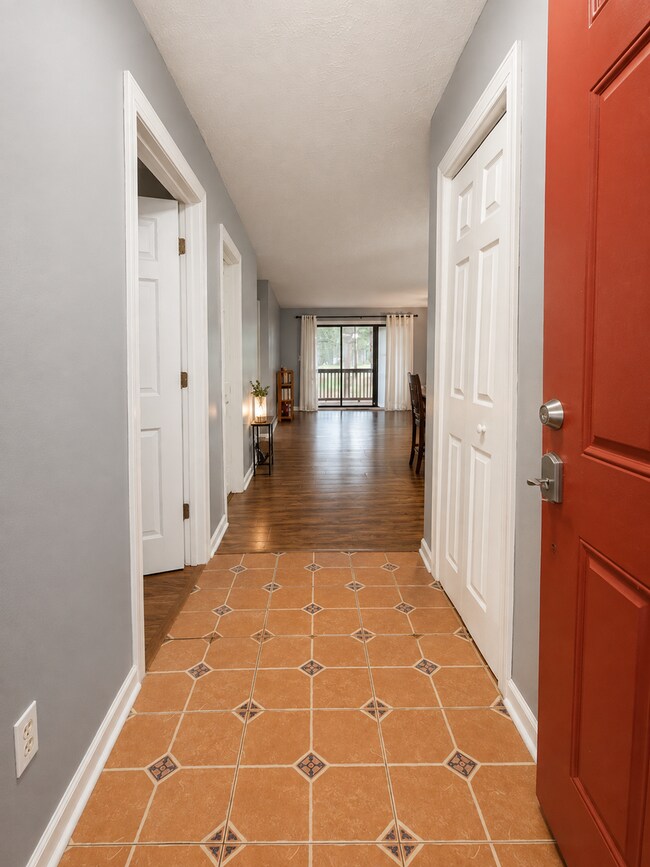Building Photo - 3015 Old Bryan Dr