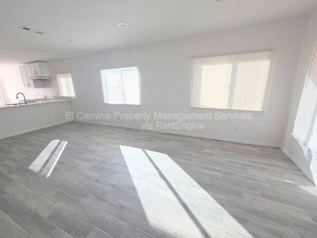 Primary Photo - 4064 E 60th St