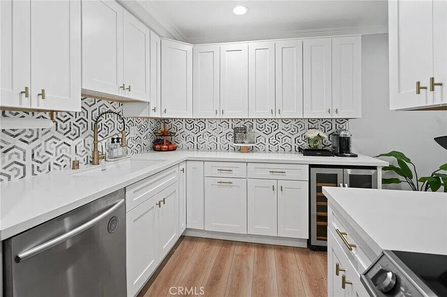 Building Photo - 510 N Jackson St