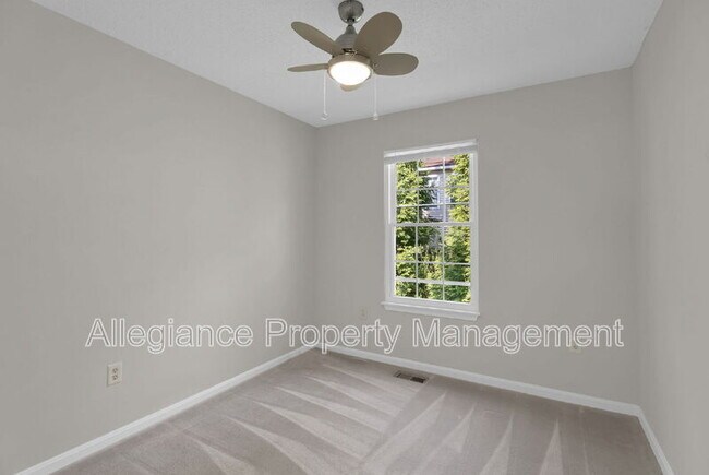 Building Photo - 5824 Wye Oak Commons Ct