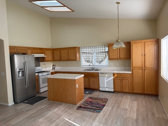 Building Photo - Stockton 4 bd 3 bath & 2 car garage