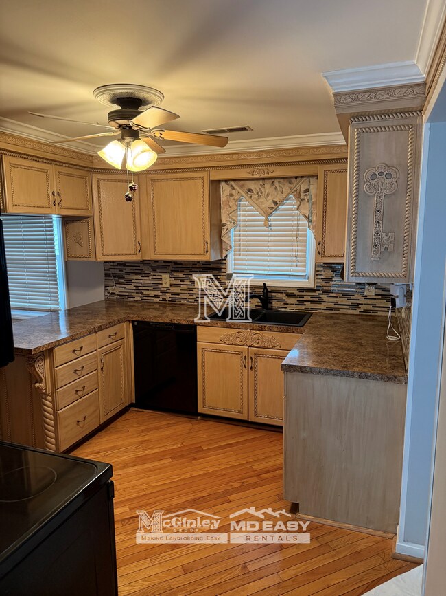 Building Photo - 2621 Fallston Rd