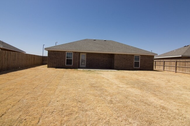 Building Photo - 3 bed 2 bath - Frenship ISD