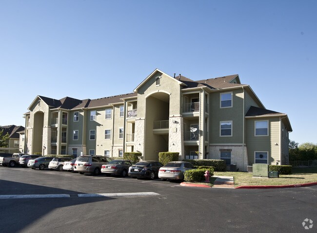 Artisan On The Bluff San Antonio Tx Apartment Finder