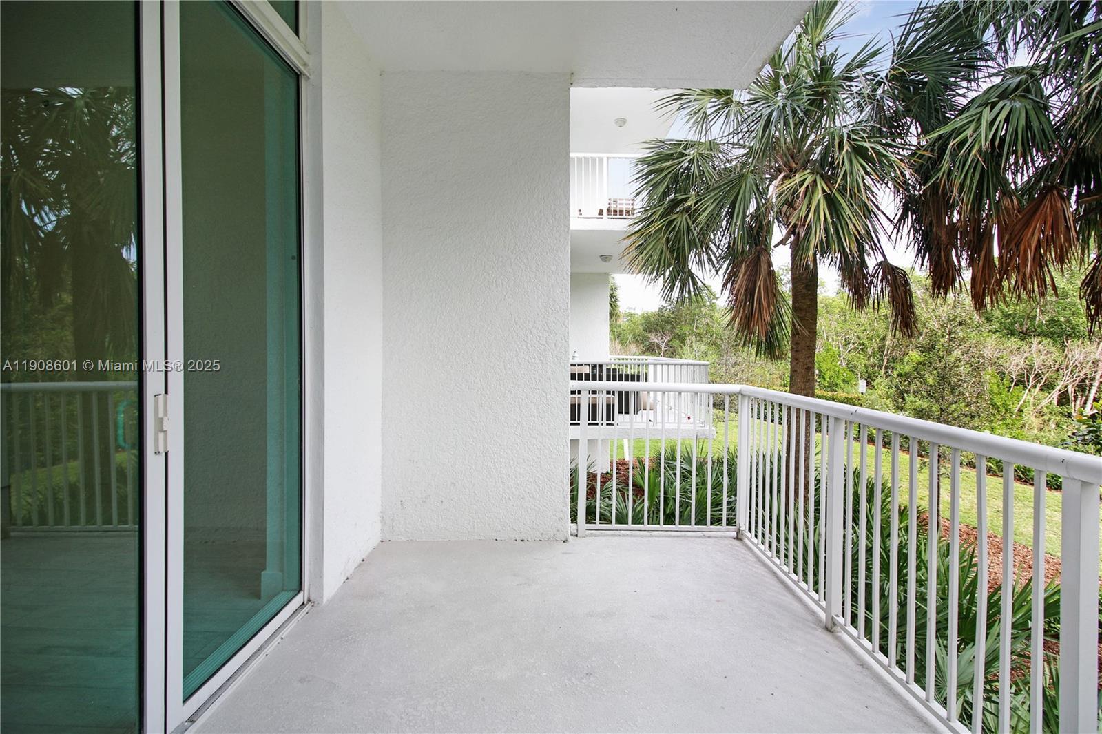 Building Photo - 14951 Royal Oaks Ln