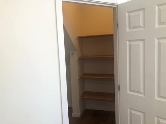 Building Photo - 6748 OR-66