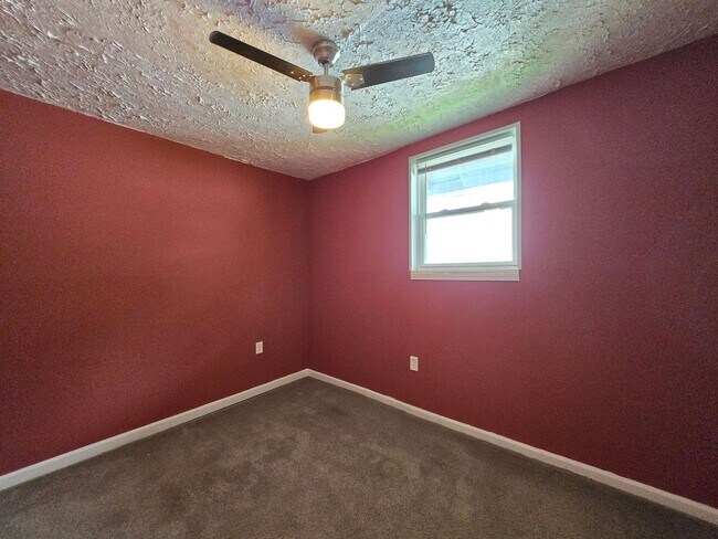 Building Photo - 2832 Rushland Dr