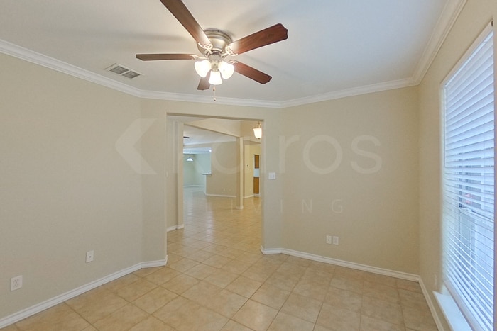 Building Photo - 15334 Guadalupe River Dr