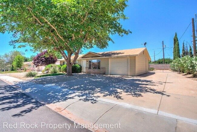 Building Photo - 3 br, 2 bath House - 530 S 250 E