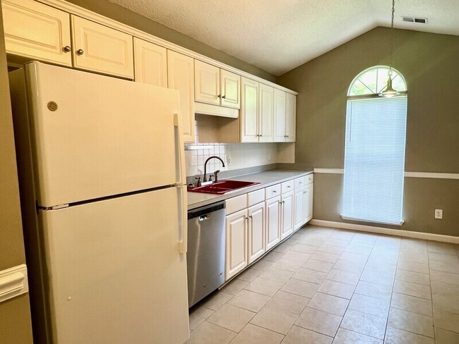 Building Photo - 8410 Cullingford Ln