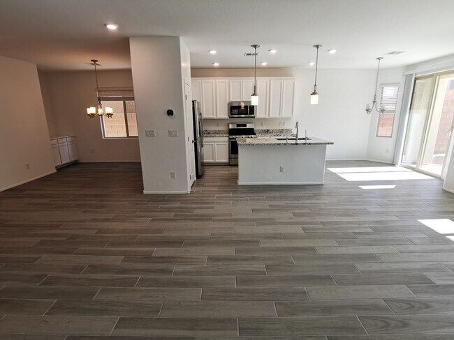 Building Photo - 10755 Henesco Bay St