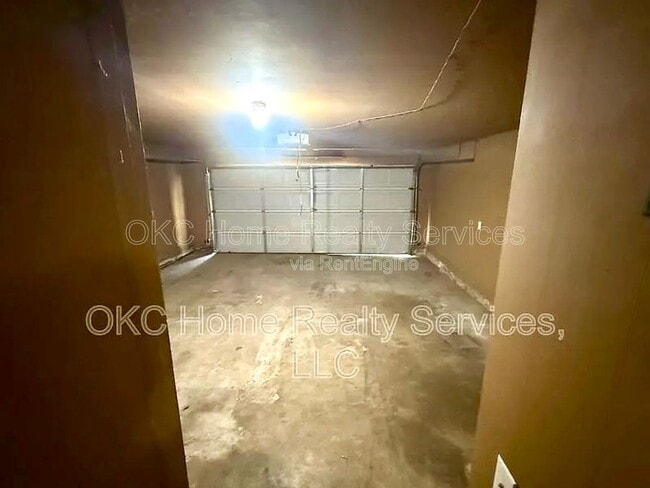 Building Photo - 118 SW 1st St