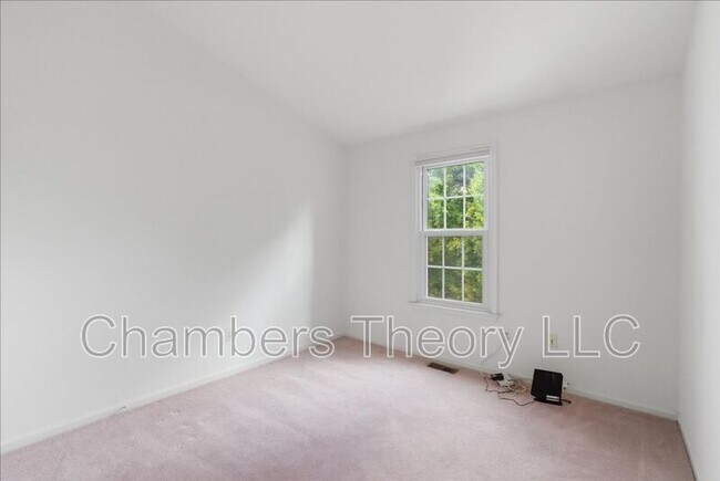 Building Photo - 12328 Quiet Hollow Ct