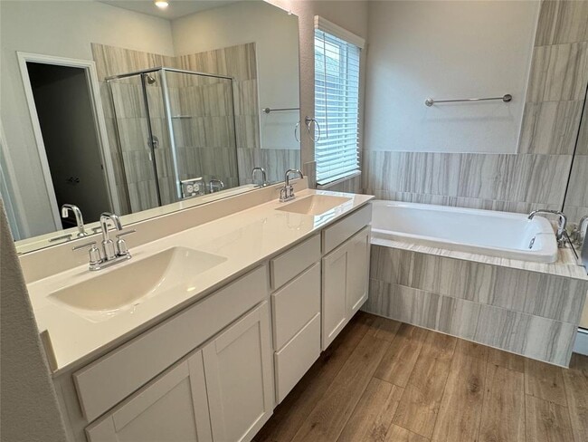 Building Photo - 3000 Chisholm Trail Rd