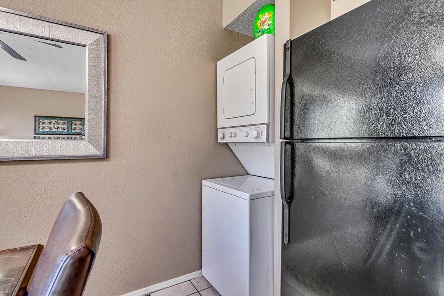 Building Photo - 40 Scenic Ct