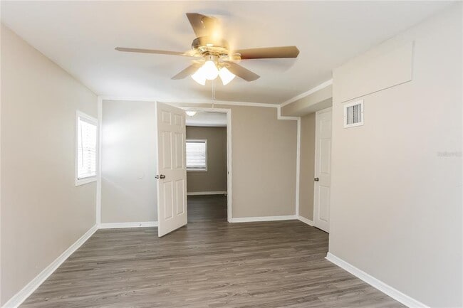 Building Photo - 4010 1st Ave S