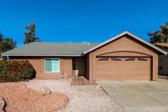 Building Photo - 10258 W Pasadena Ave